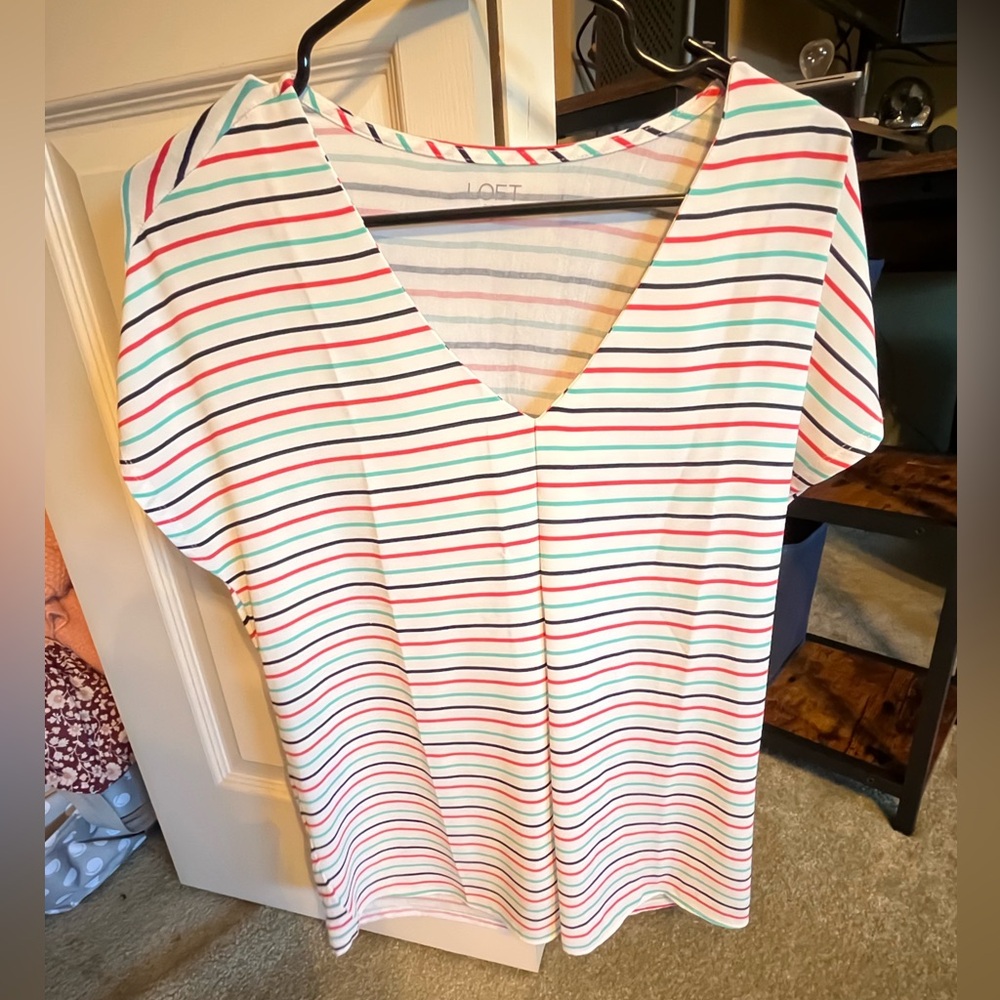 Loft Outlet silky top Size S new without tags